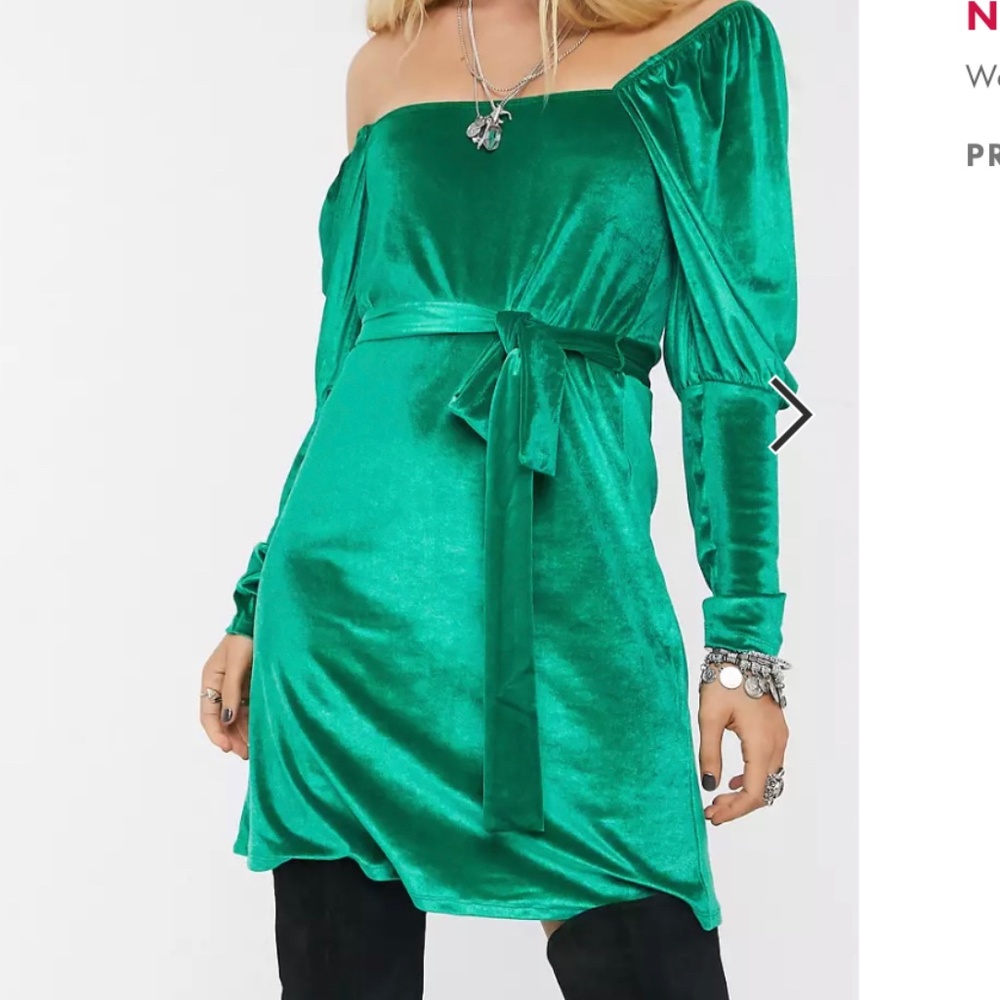 ASOS DESIGN Long sleeve square neck puff sleeve velvet mini dress in green